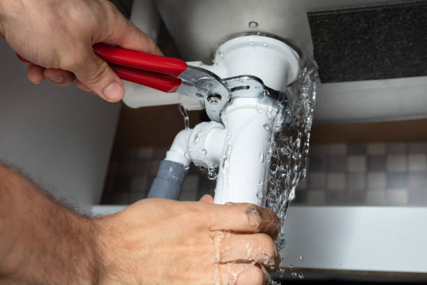 Best Commercial water damage restoration  in Ashland, CA